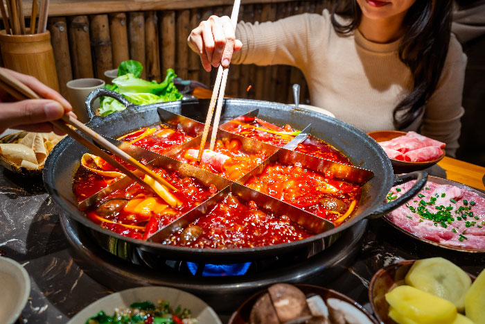 Platillo picante típico Chino estilo Chongqing