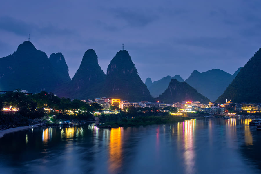 imagen de Yangshuo China de noche